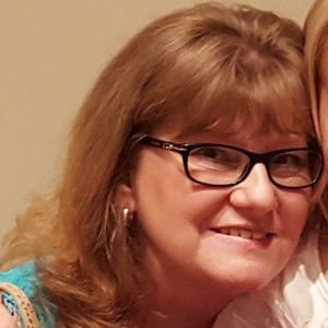 Meet your Posher, Sharon